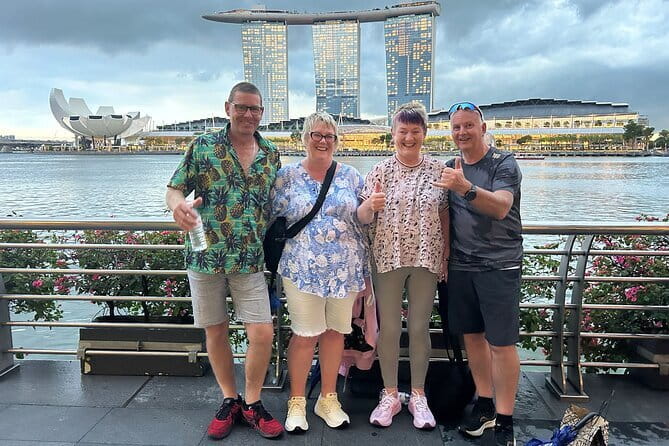 Singapore light to night : River Cruise & 02 Stunning Light Shows - Pickup, transfers, and what “small group” really means