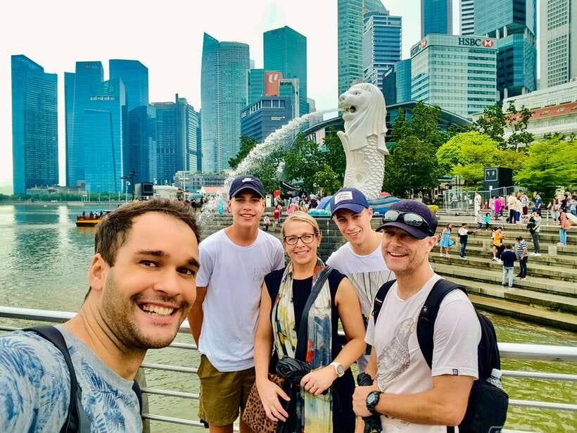 Singapore: Private Flexible Tour with a Licensed Local Guide - What a licensed local guide adds (beyond facts)